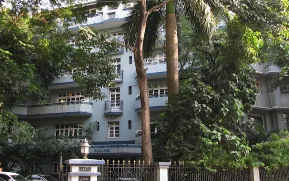 Sea Land - Sea Land, Cuffe Parade